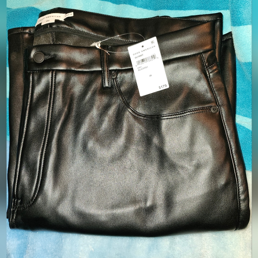 Good American Women's Black Faux Leather Pants Size 20